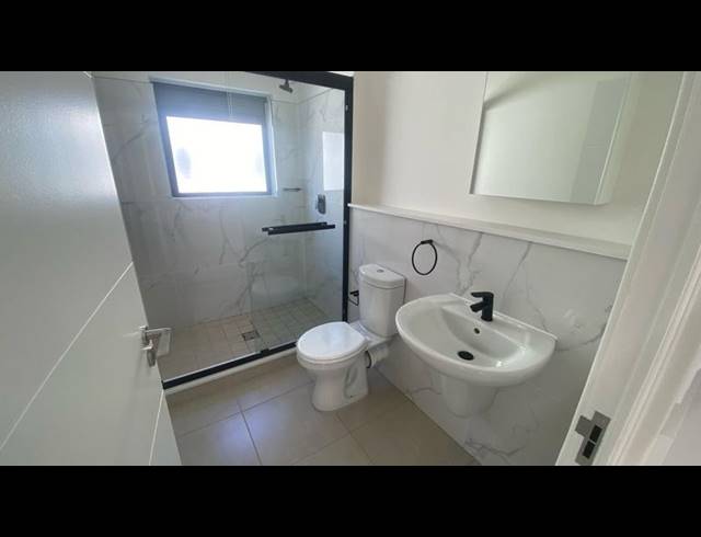 1 BEDROOM PROPERTY TO RENT IN RICHWOOD